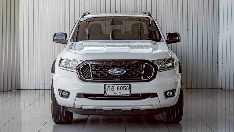 2019 Ford Everest II 2