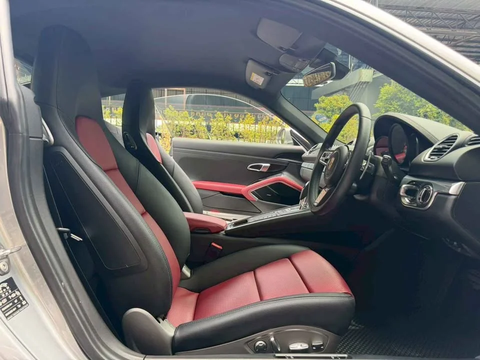 2019 Porsche 718 Boxster and Cayman IV 3