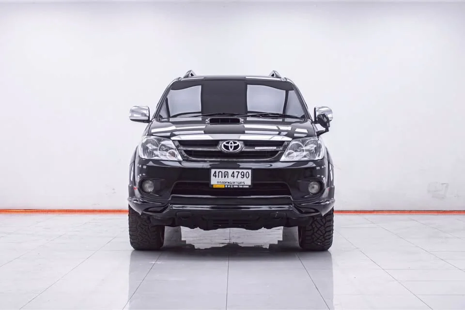 2008 Toyota Fortuner I 3