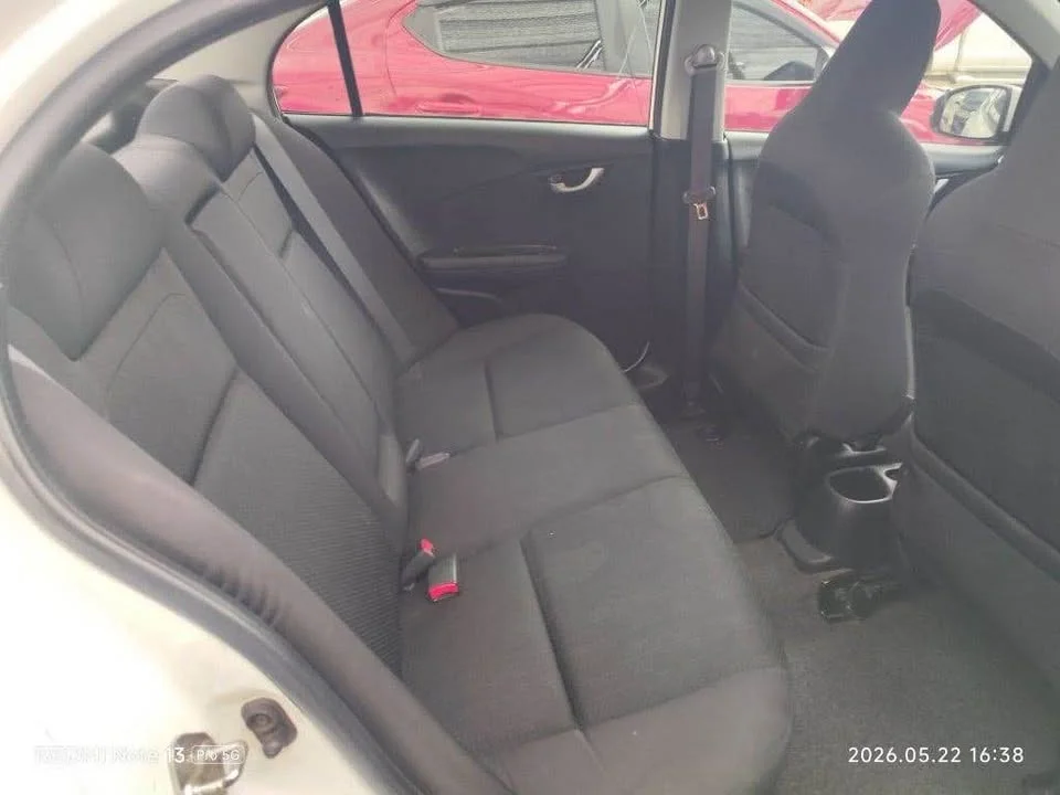 2017 Honda Brio Amaze I 3