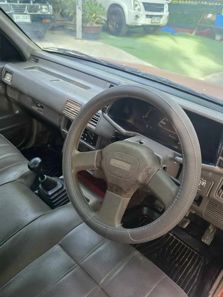 1992 Isuzu TFR III 3