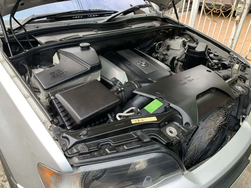 2002 BMW X5 E53 2