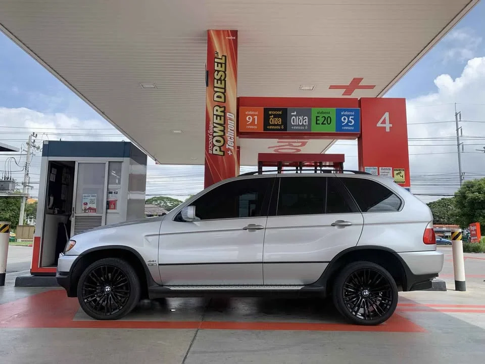 2002 BMW X5 E53 3