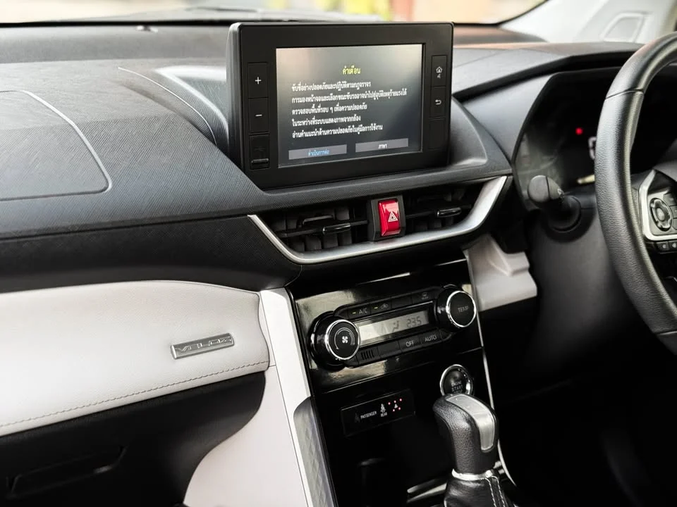 2023 Toyota Veloz III 2