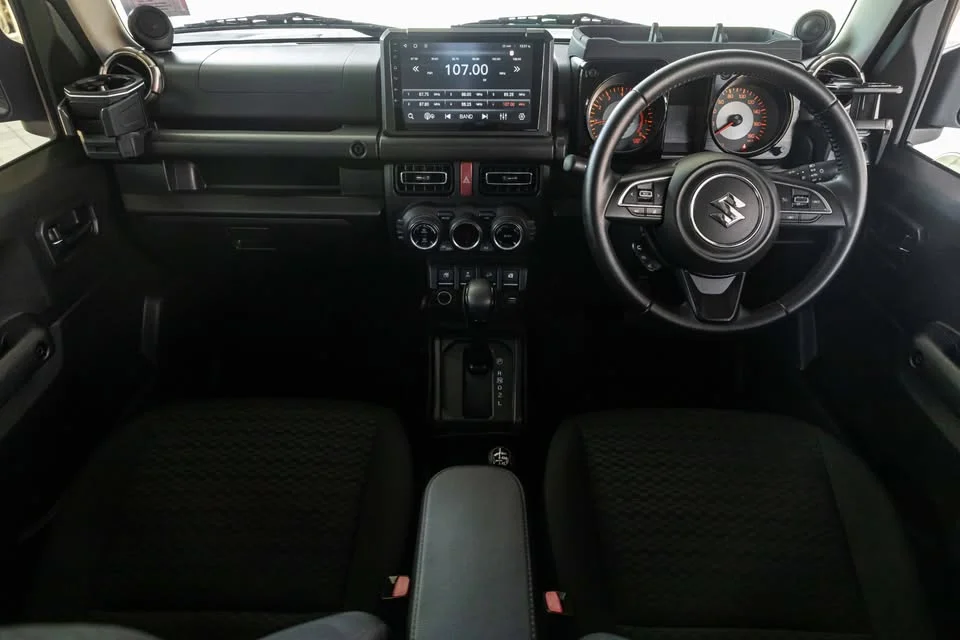 2020 Suzuki Jimny IV 2