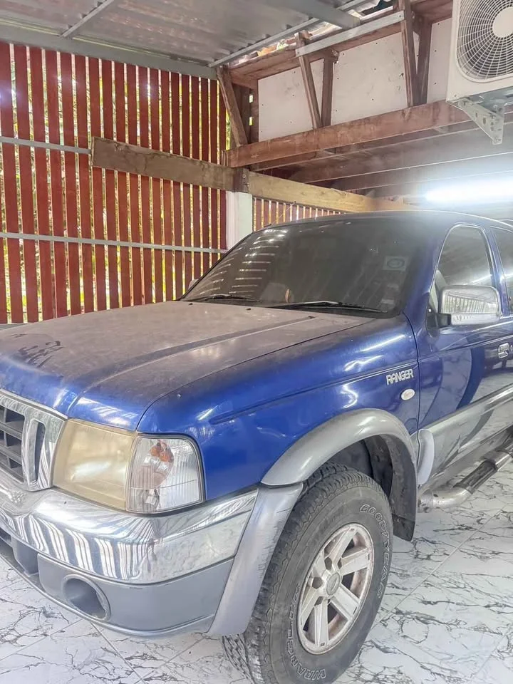 2005 Mazda 2500 Fighter V 2