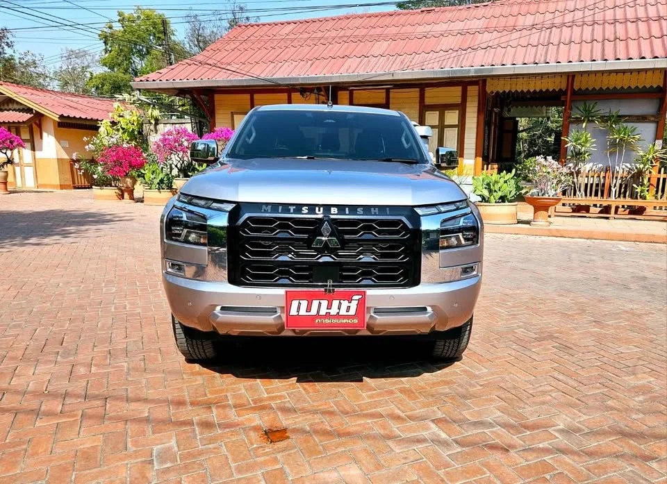 2025 Mitsubishi Triton VI 3