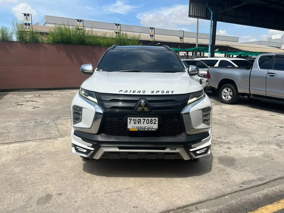 2022 Mitsubishi Pajero Sport III 3