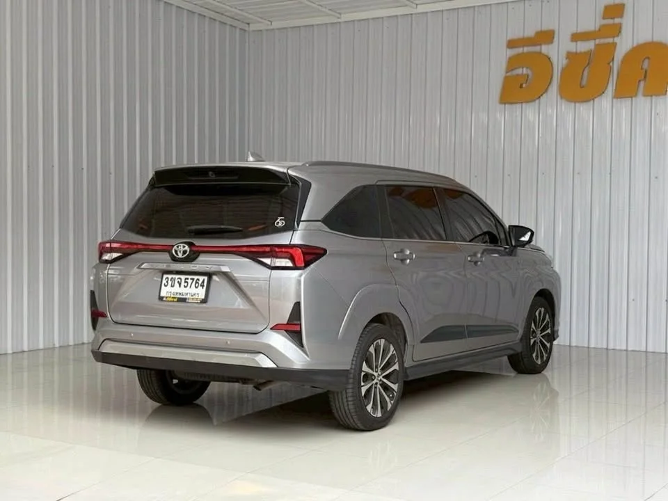 2022 Toyota Veloz III 3