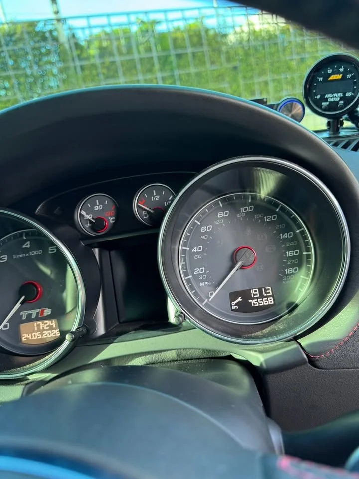 2011 Audi TT Mk2 2