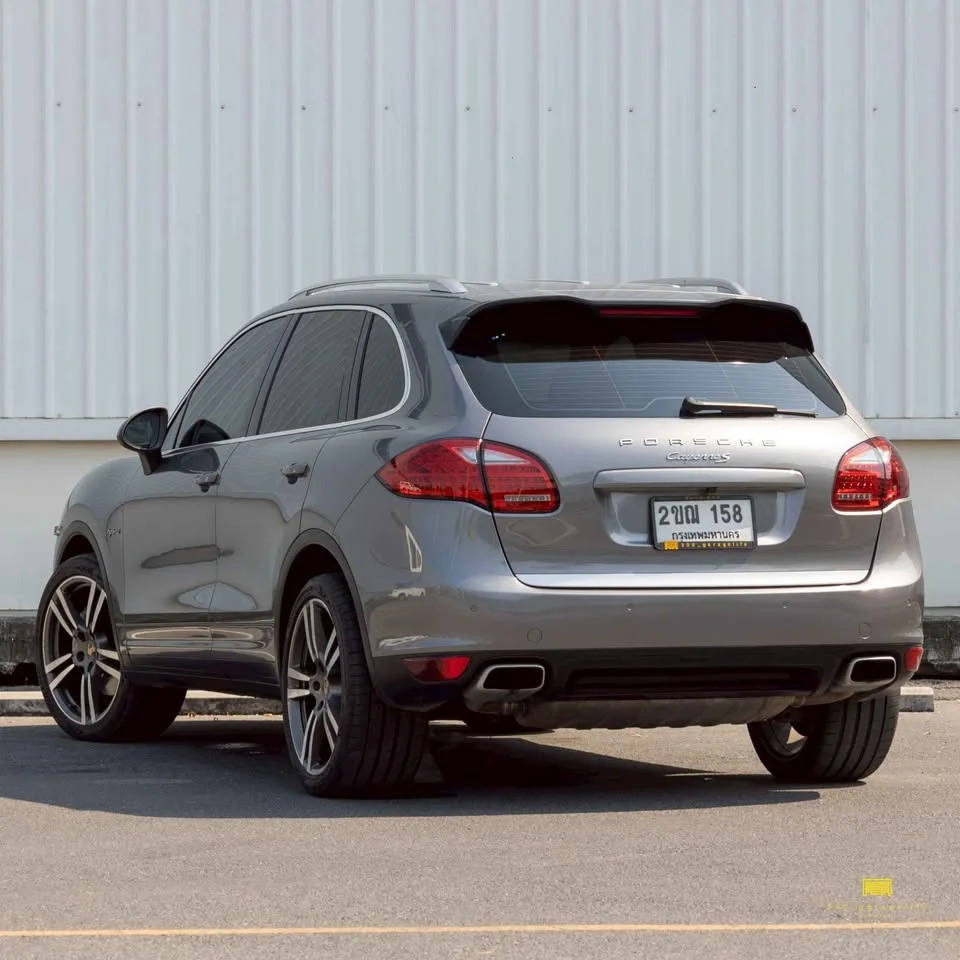 2010 Porsche Cayenne II 2