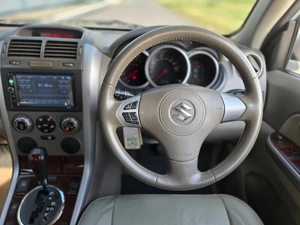 2008 Suzuki Grand Vitara III 2