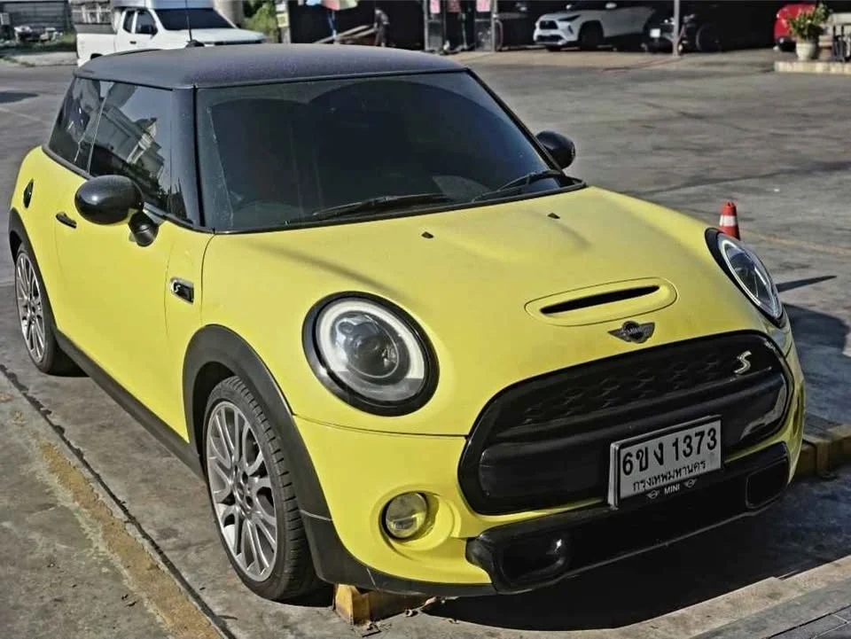 2019 Mini Hatch  III 3