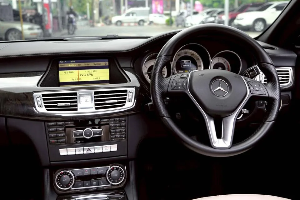 2012 Benz CLS-Class C218 3