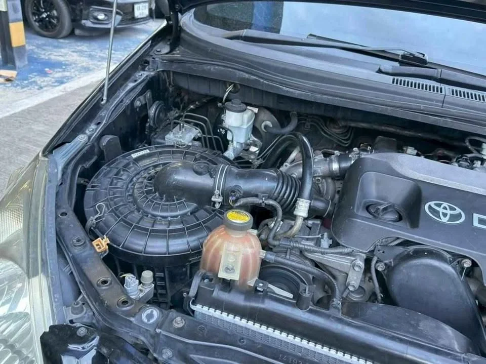 2005 Toyota Innova I 3