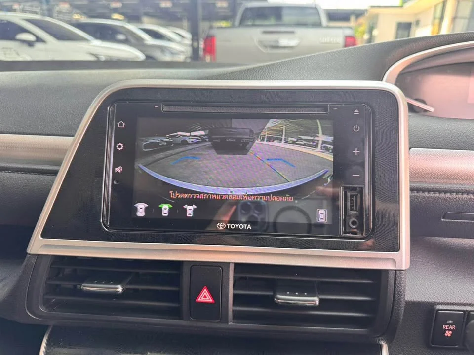 2019 Toyota Sienta II 3