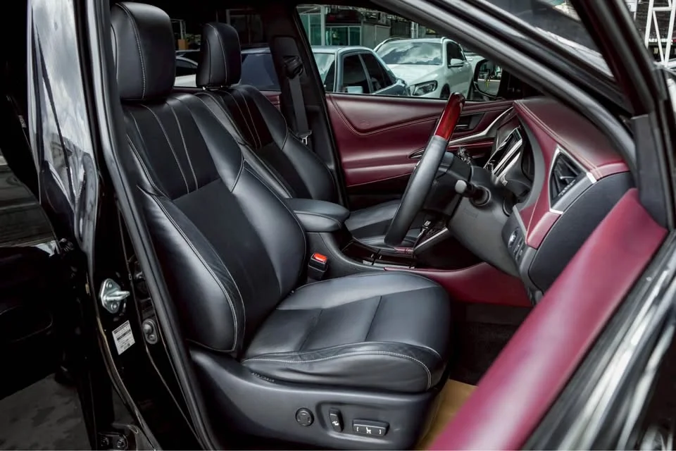 2014 Toyota Harrier III 3