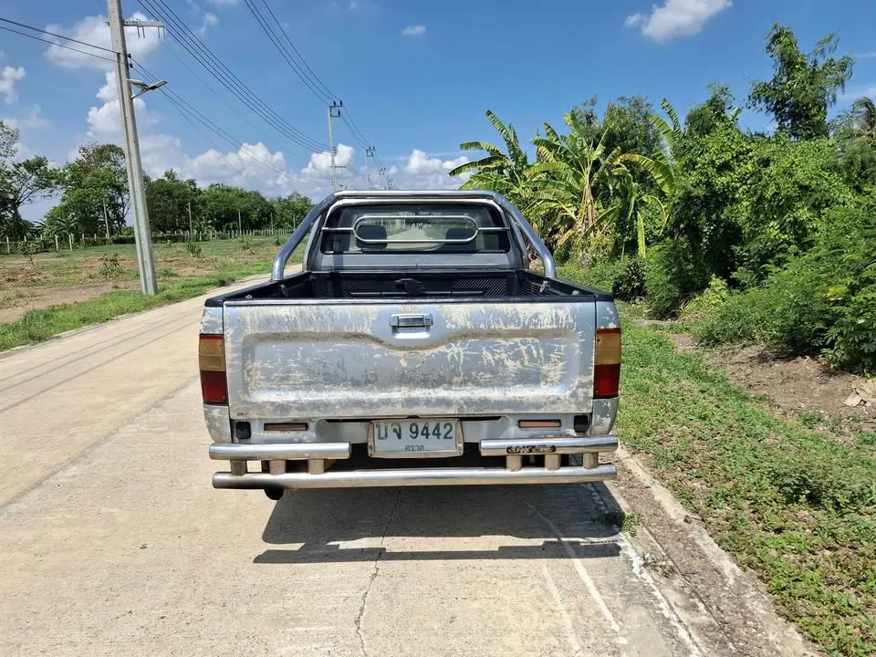 1999 Toyota Hilux Tiger VI 3