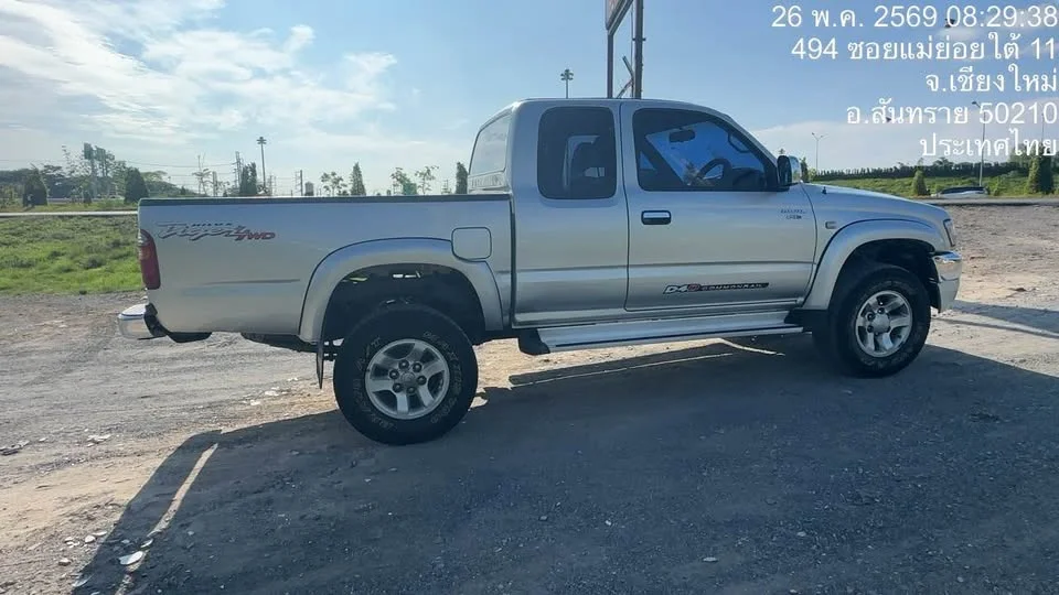 2002 Toyota Hilux Tiger VI 3