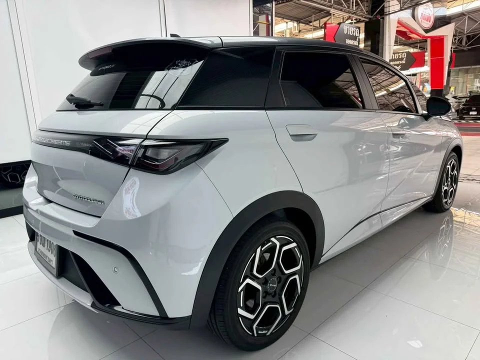 2023 BYD Dolphin 2