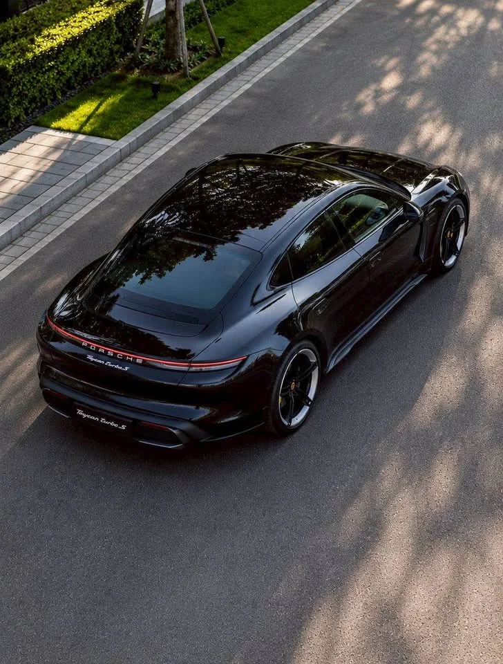 2021 Porsche Taycan 9J1 3