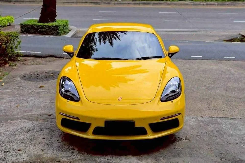 2017 Porsche 718 Boxster and Cayman IV 2