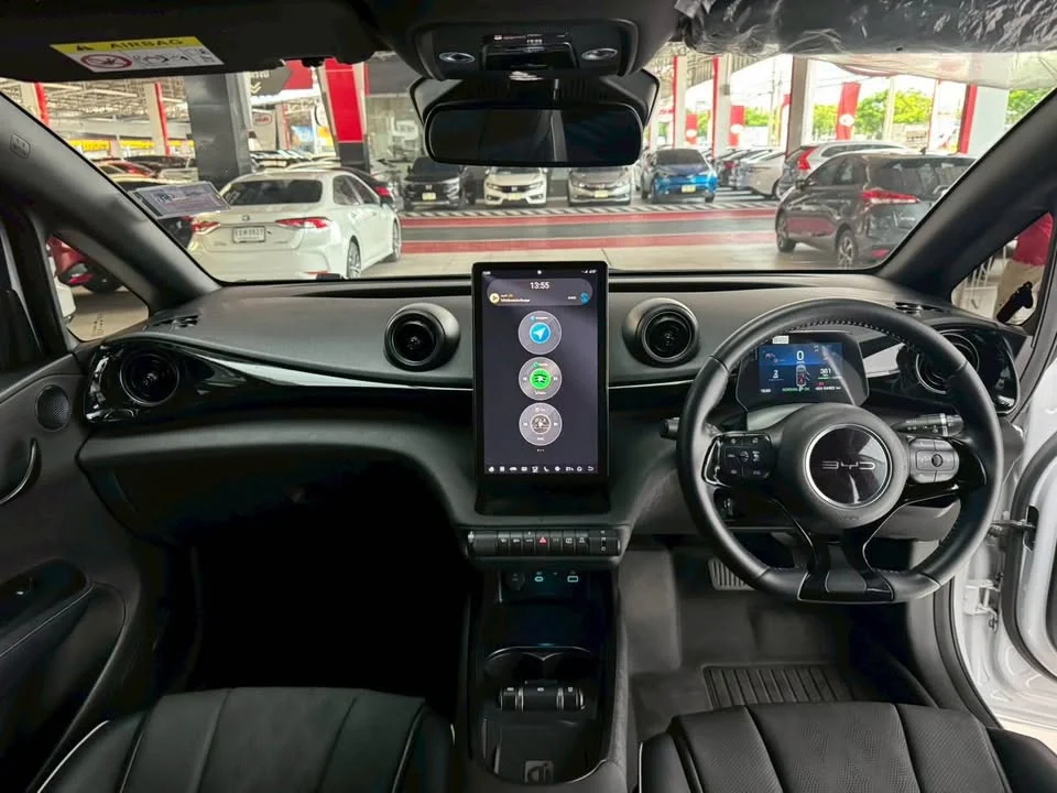 2023 BYD Dolphin 3