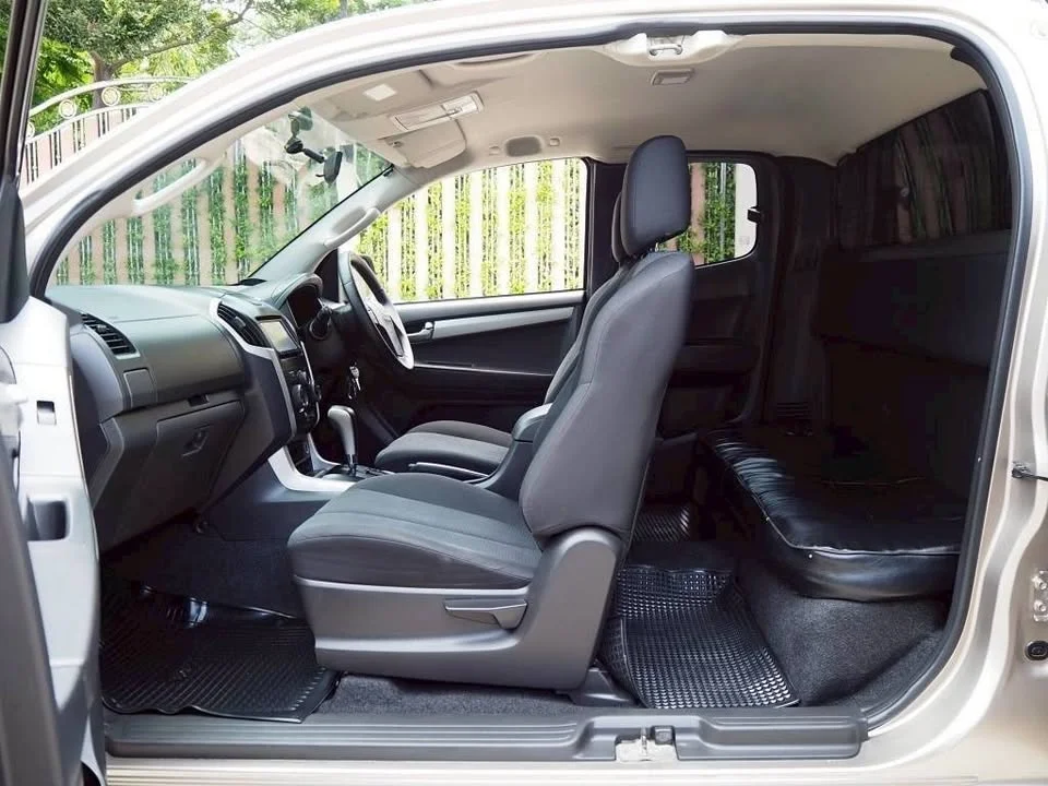 2012 Isuzu D-Max II (RT) 3