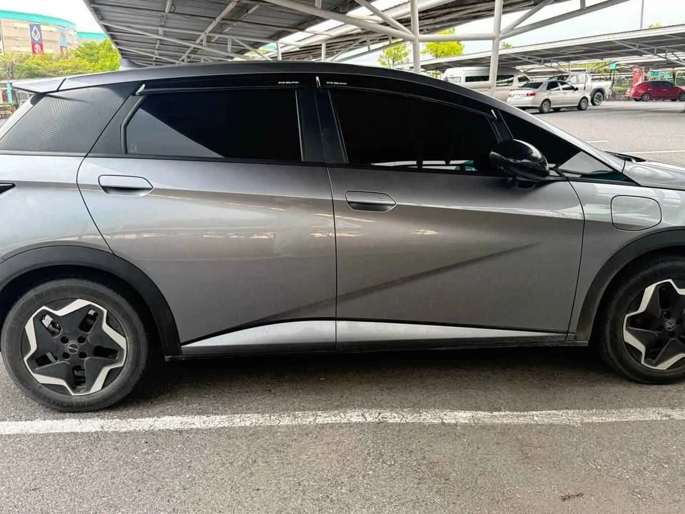 2023 BYD Dolphin 2