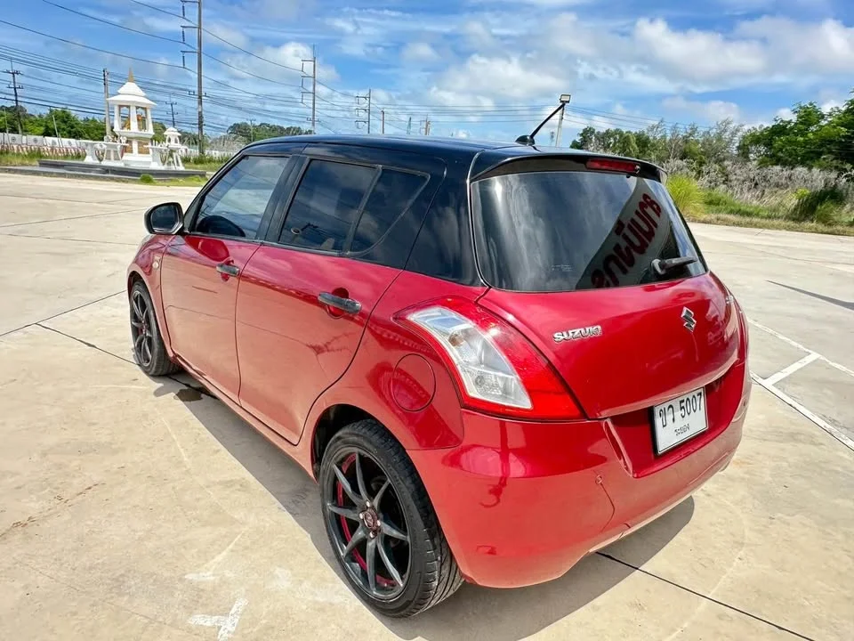 2012 Suzuki Swift II 3