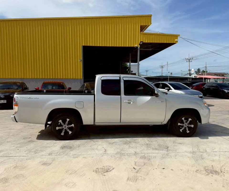 2012 Mazda BT-Series I 3