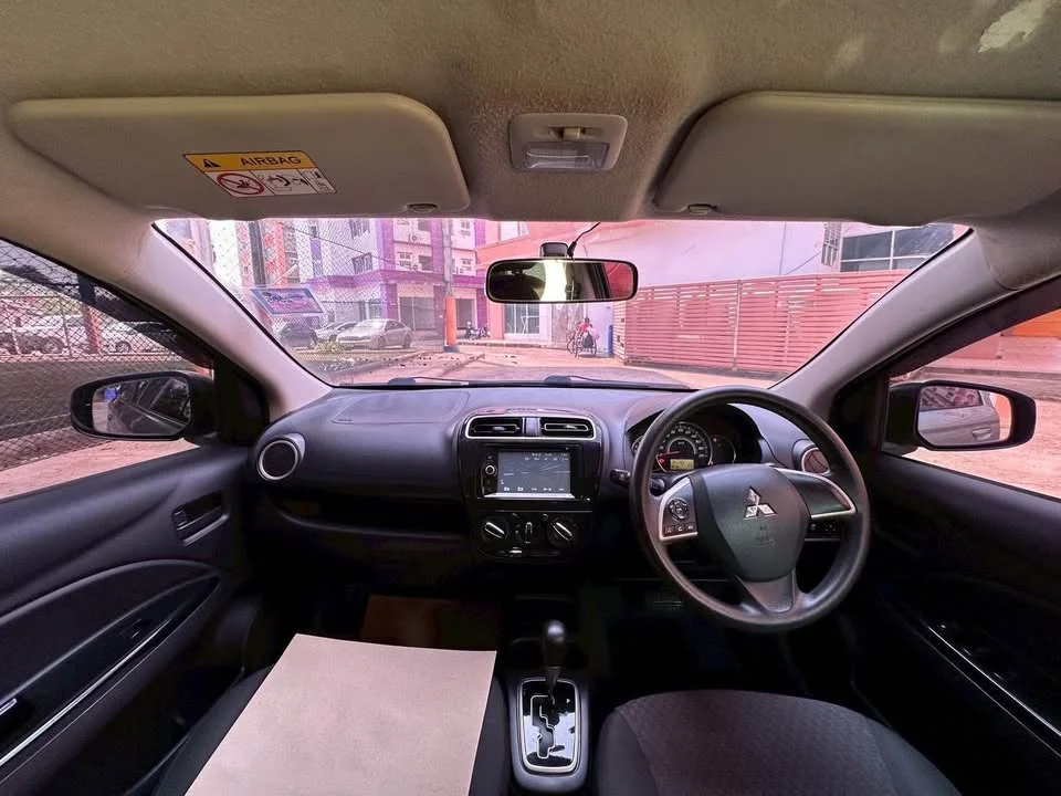 2018 Mitsubishi Mirage VI 3