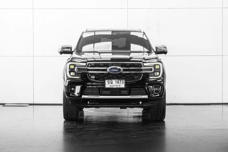 2023 Ford Everest III 3