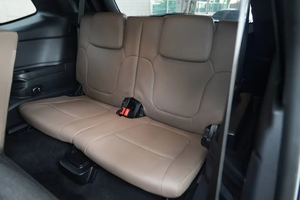 2023 Ford Everest III 2