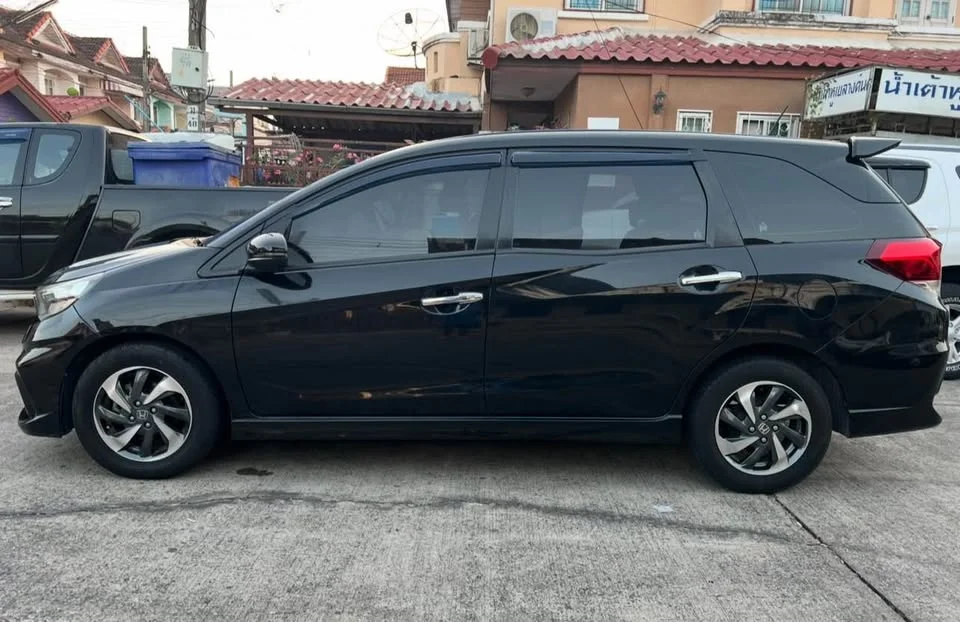 2019 Honda Mobilio II 2