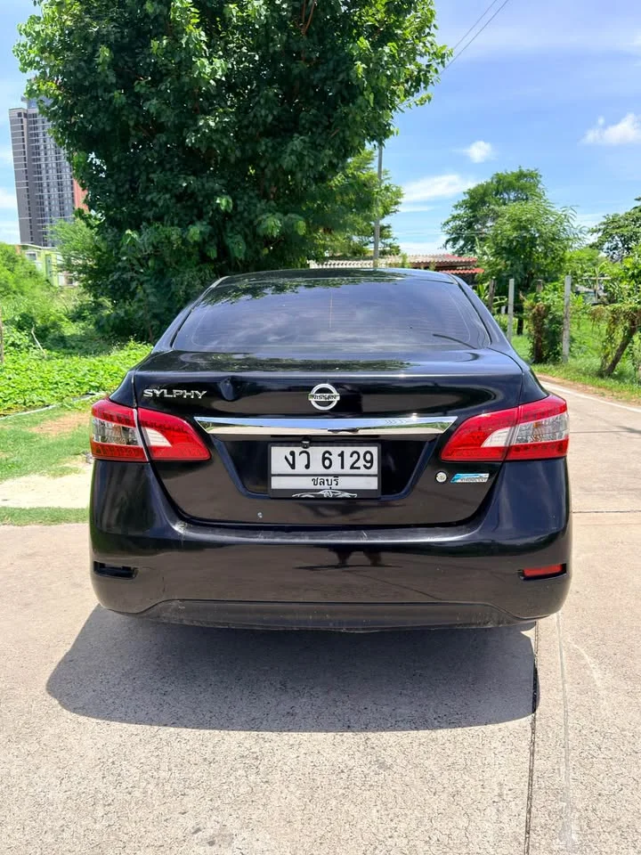 2012 Nissan Sylphy III (B17) 2