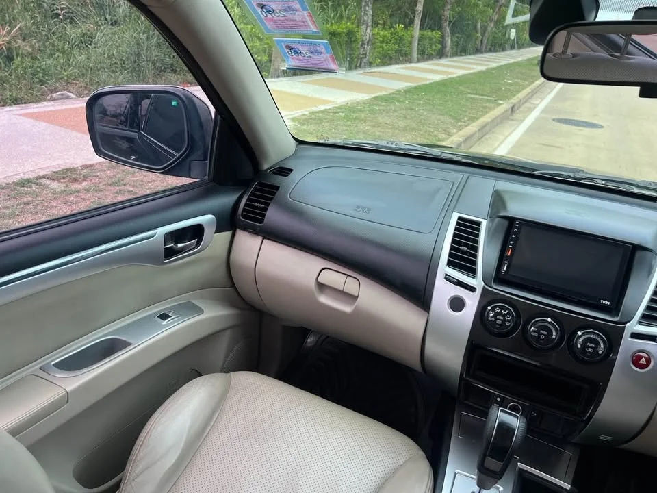 2011 Mitsubishi Pajero Sport II 3