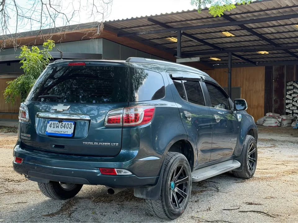 2013 Chevrolet TrailBlazer II 2