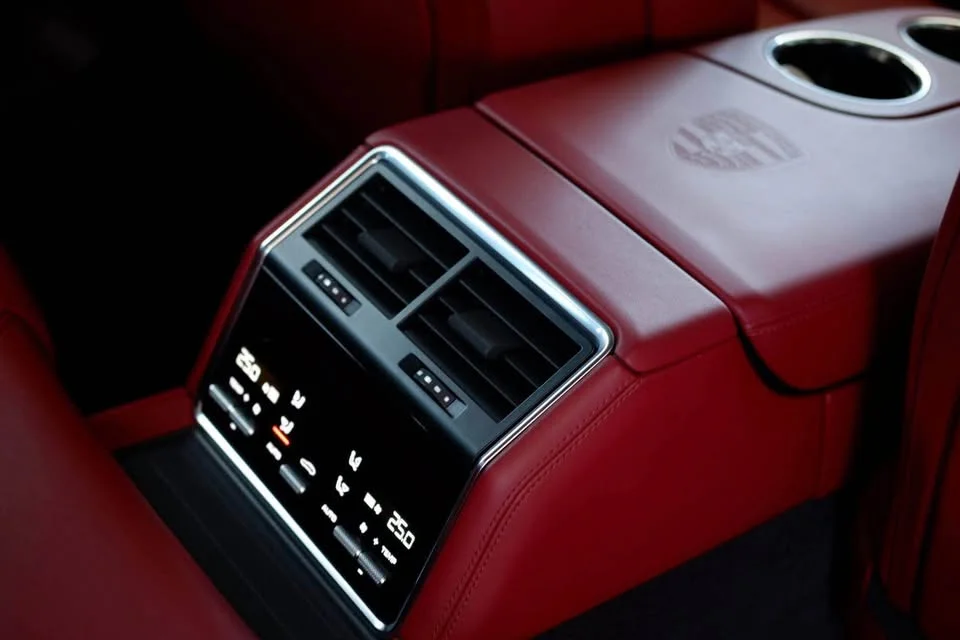 2022 Porsche Panamera II 3