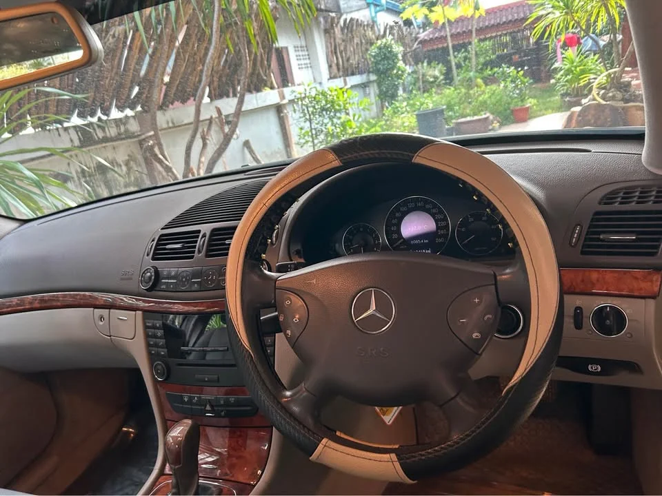 2004 Benz E-Class W211 2