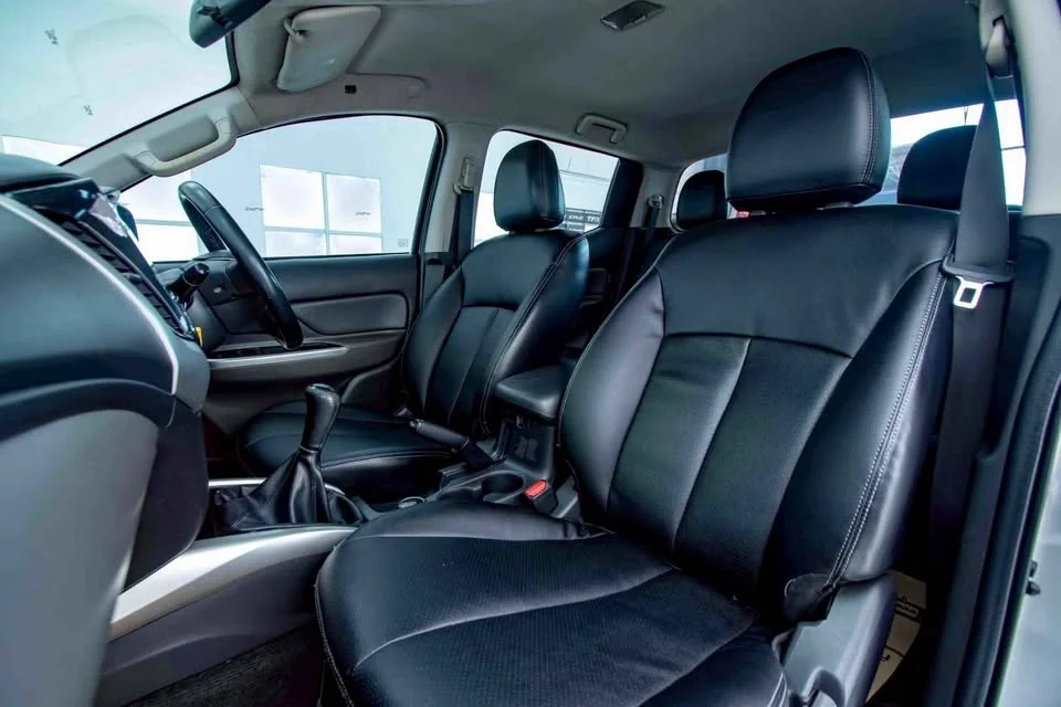 2015 Mitsubishi Triton V 3