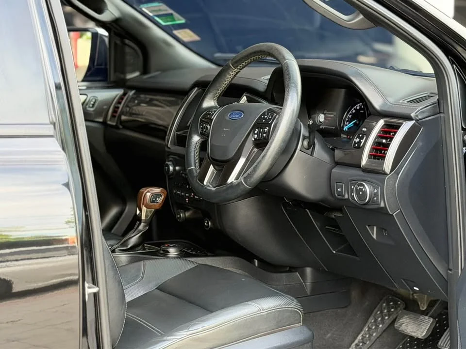 2018 Ford Everest II 2