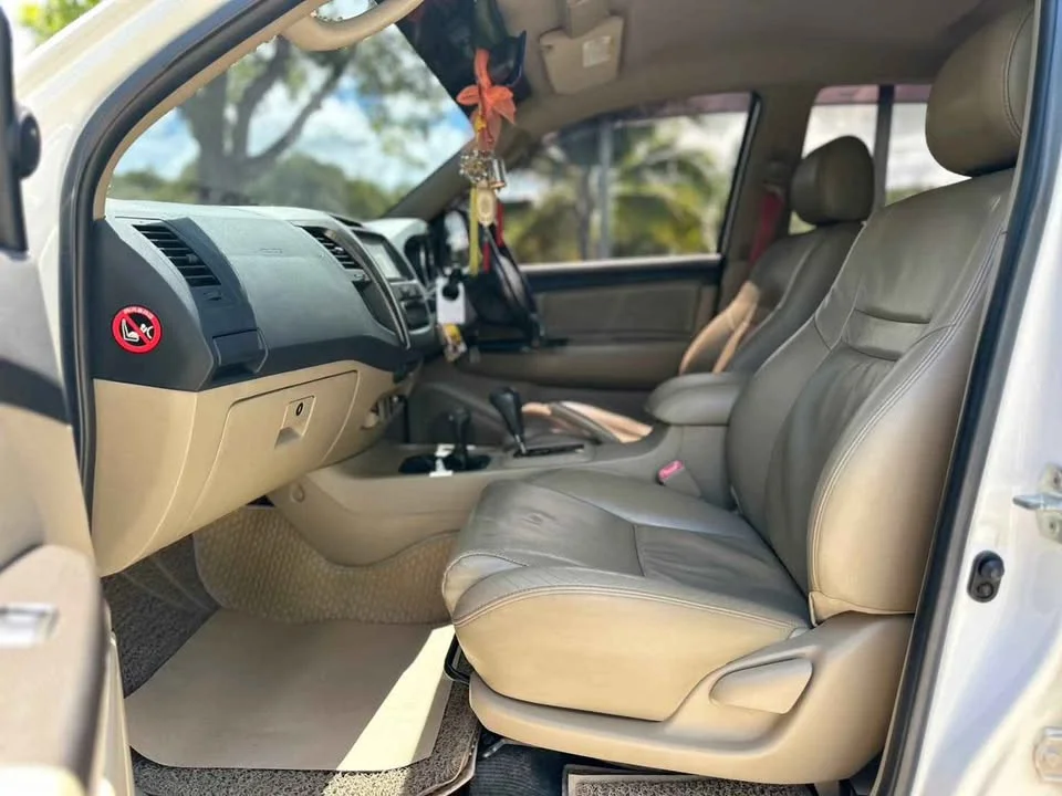 2008 Toyota Fortuner I 2