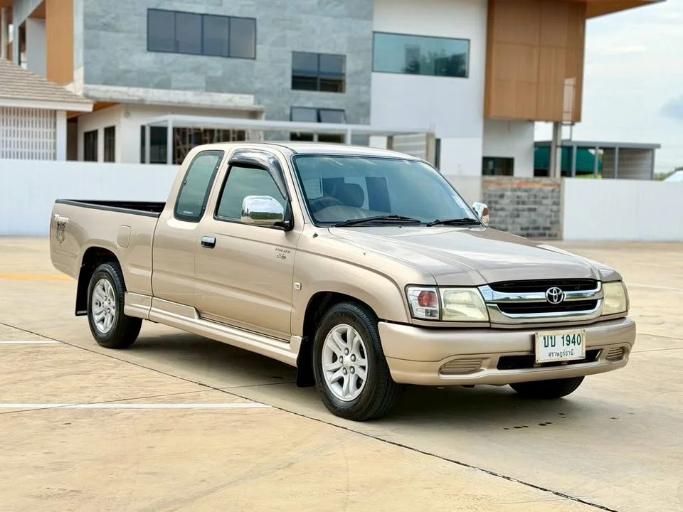 2003 Toyota Hilux Tiger VI 2