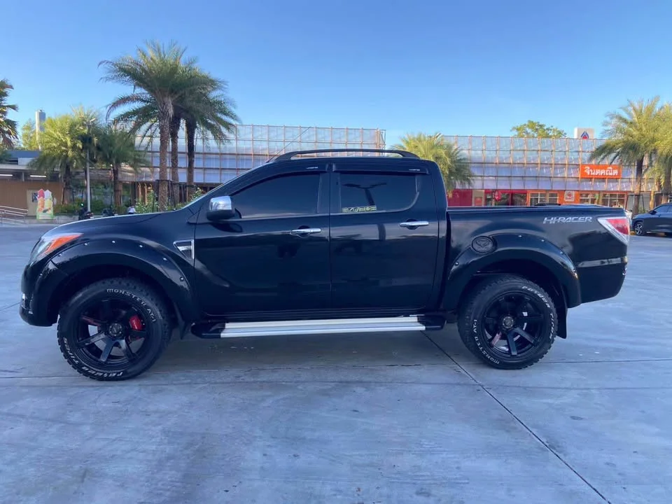 2012 Mazda BT-Series II 3