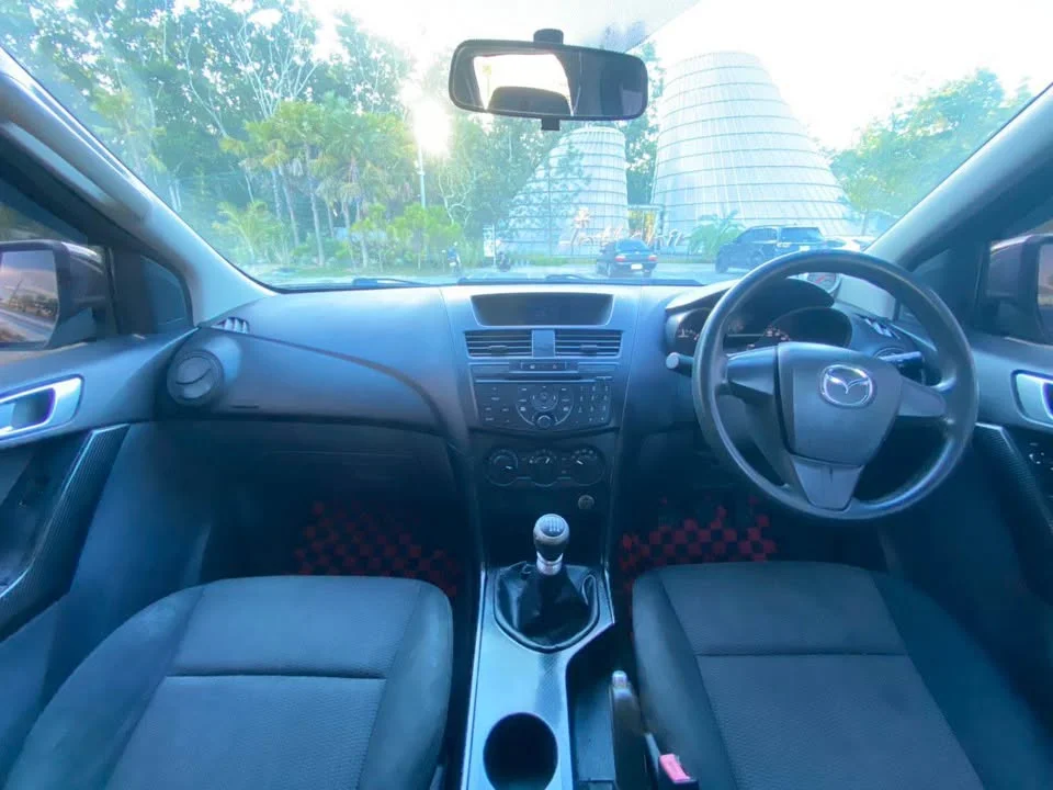 2012 Mazda BT-Series II 2