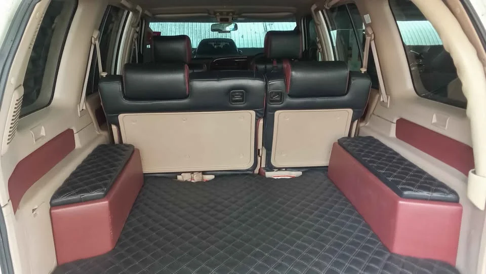 2000 Isuzu Trooper II 2