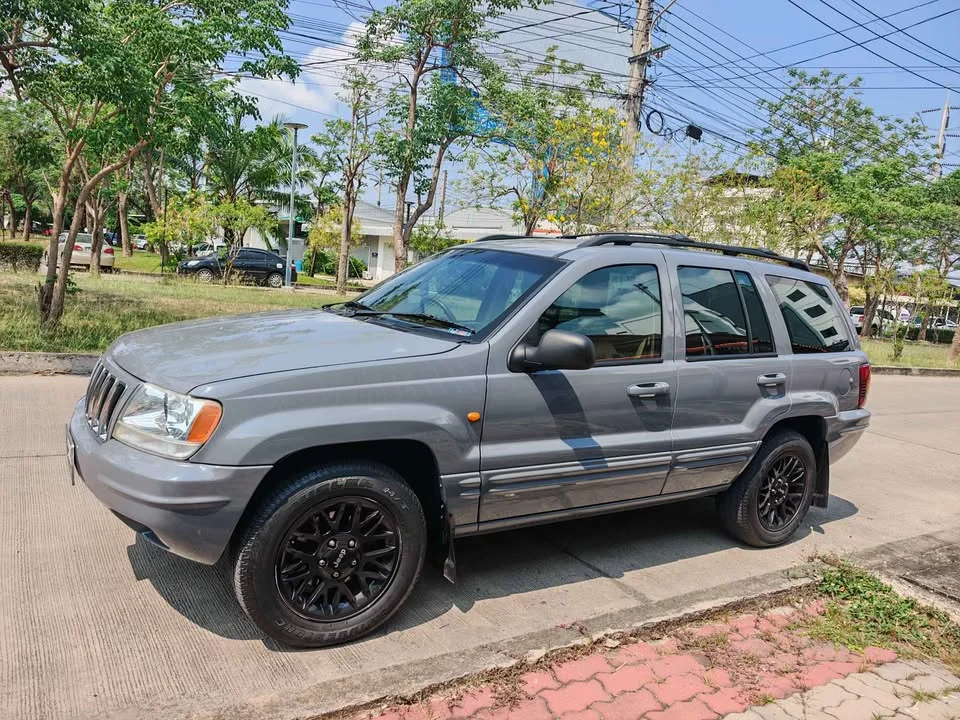2002 Jeep Grand Cherokee WJ 2