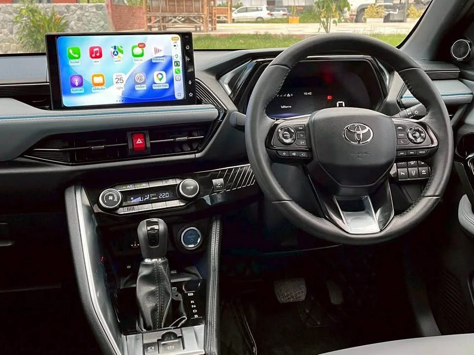2023 Toyota Yaris Cross AC200 2