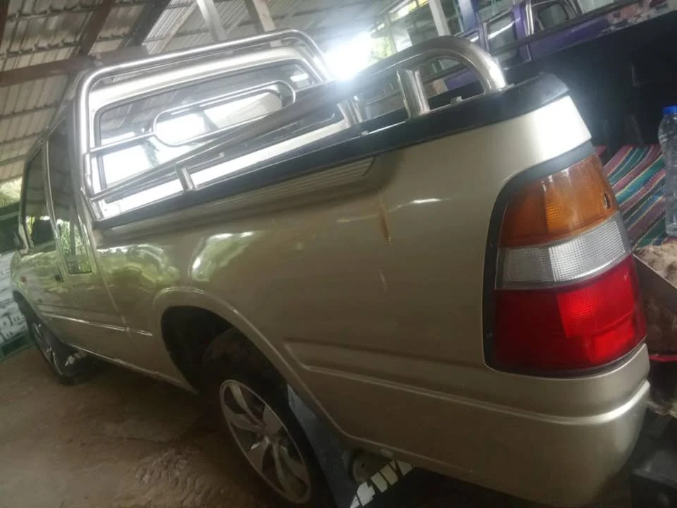 Isuzu Faster Dragon Eyes III 3